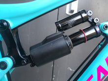 Load image into Gallery viewer, Santa Cruz Nomad C Blue/Pink L