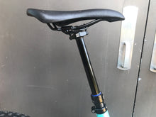 Load image into Gallery viewer, Santa Cruz Nomad C Blue/Pink L